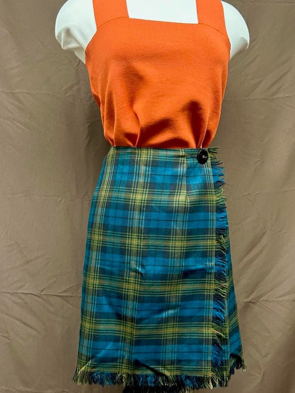 Vtg Frayed Mini Wrap Skirt in plaid - Picture 5 of 6